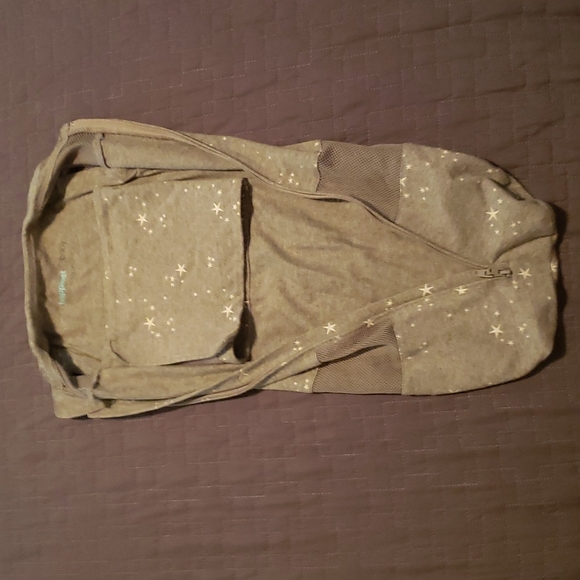 Happiest Baby swaddle - Picture 3 of 6